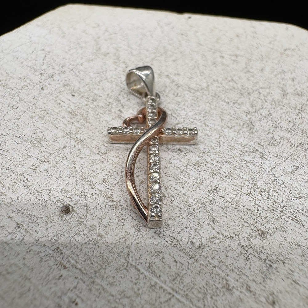 925 Sterling Silver CZ Cross Pendant Two Tone 1.06" LA 925 CN 1.41g